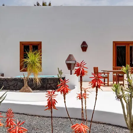 La Cueva Apartment *